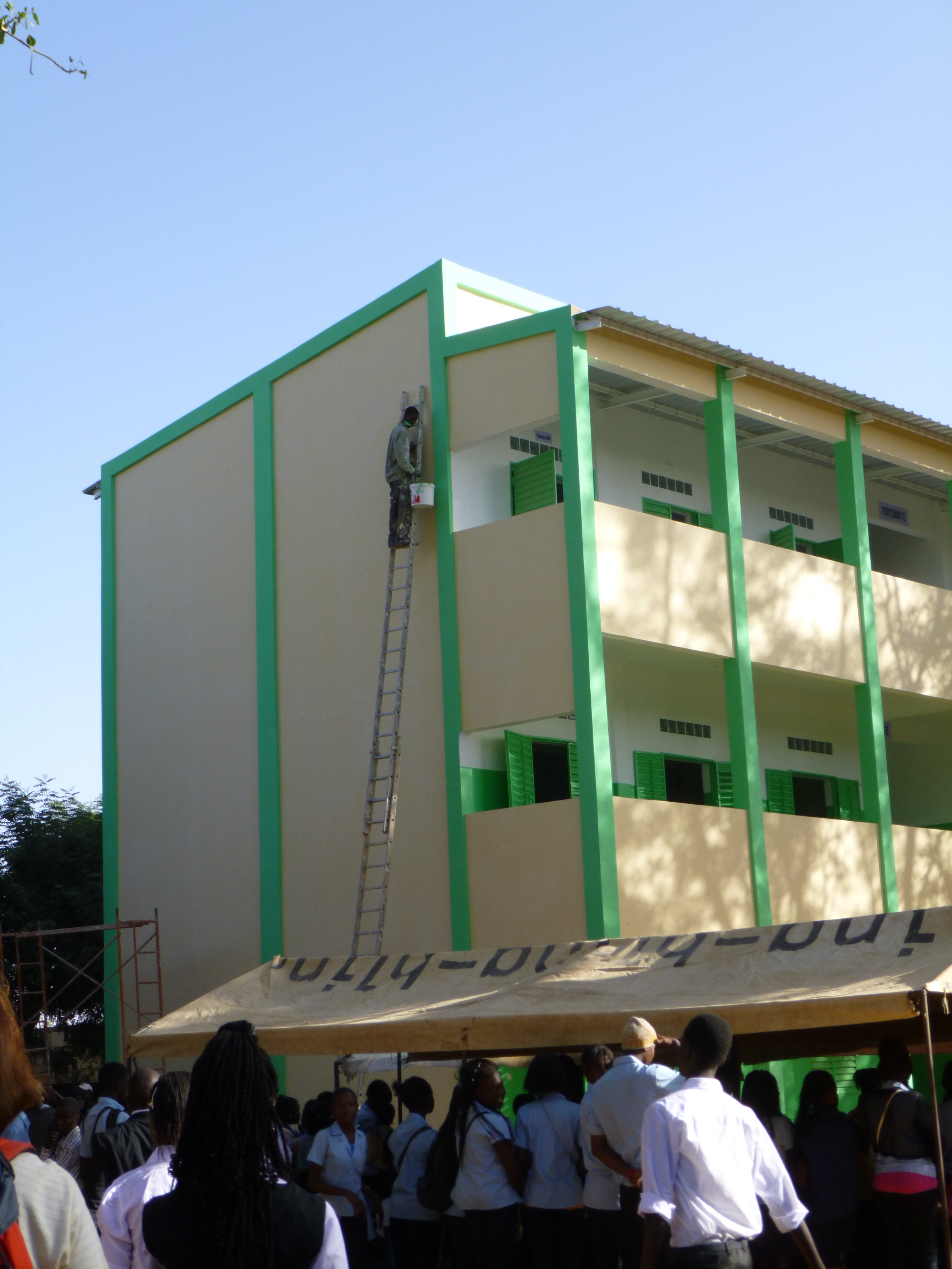 EAG unterstützt Schulhausbau in Thies / Senegal