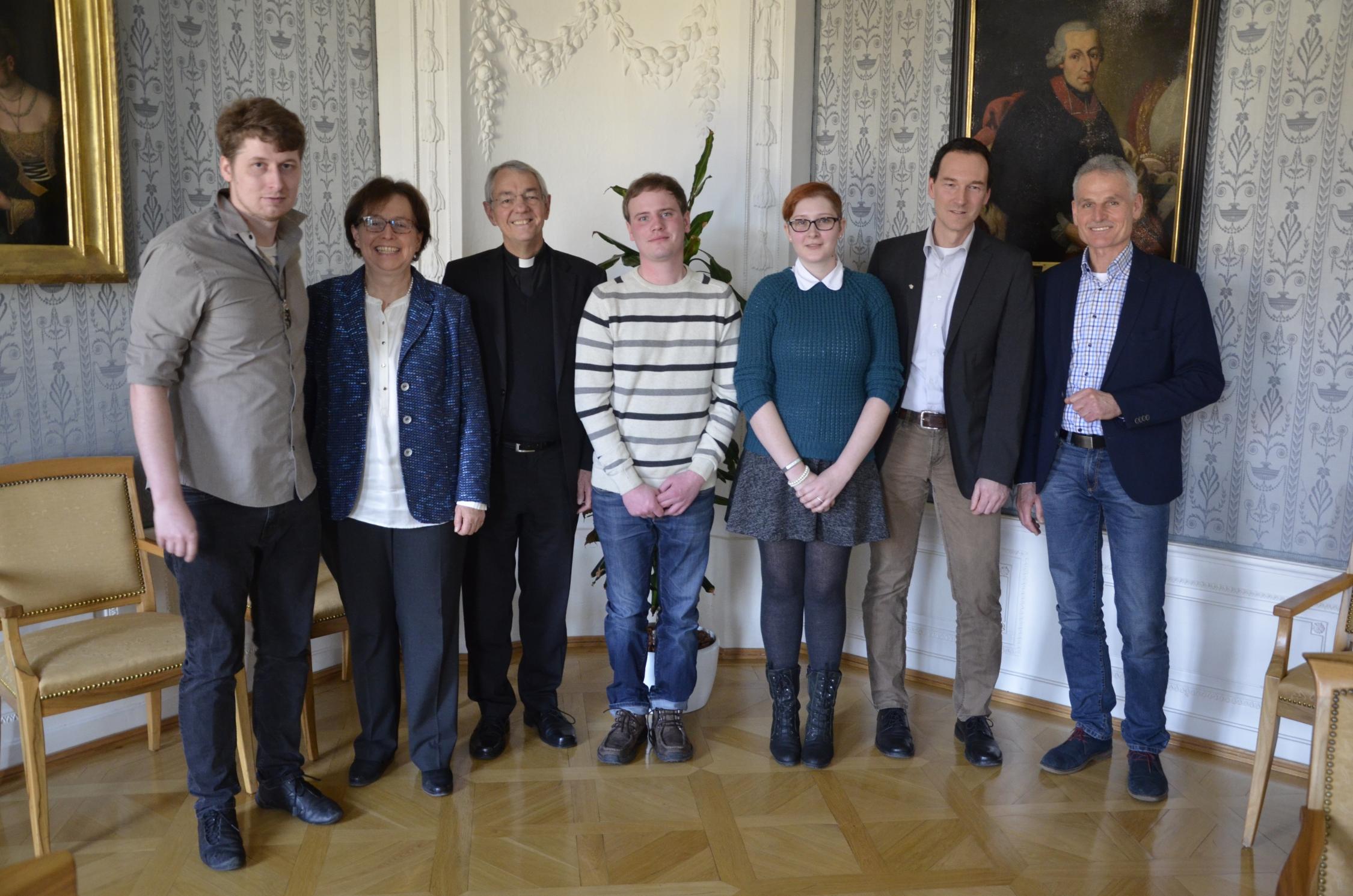 Die Besuchergruppe des EAG